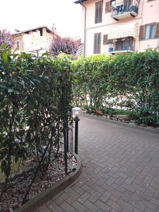 Appartamento In Cascina Lombarda Caselle Lurani エクステリア 写真