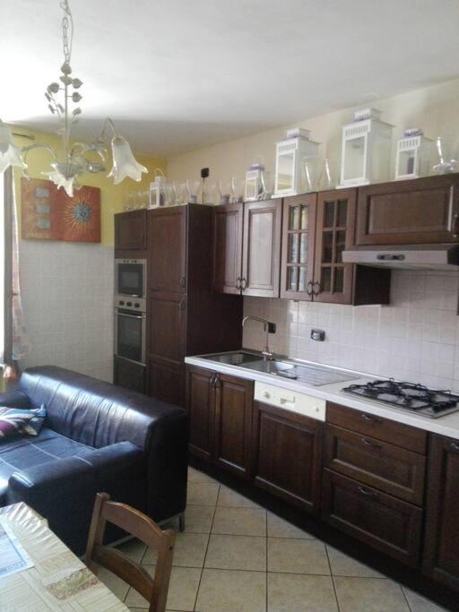Appartamento In Cascina Lombarda Caselle Lurani エクステリア 写真